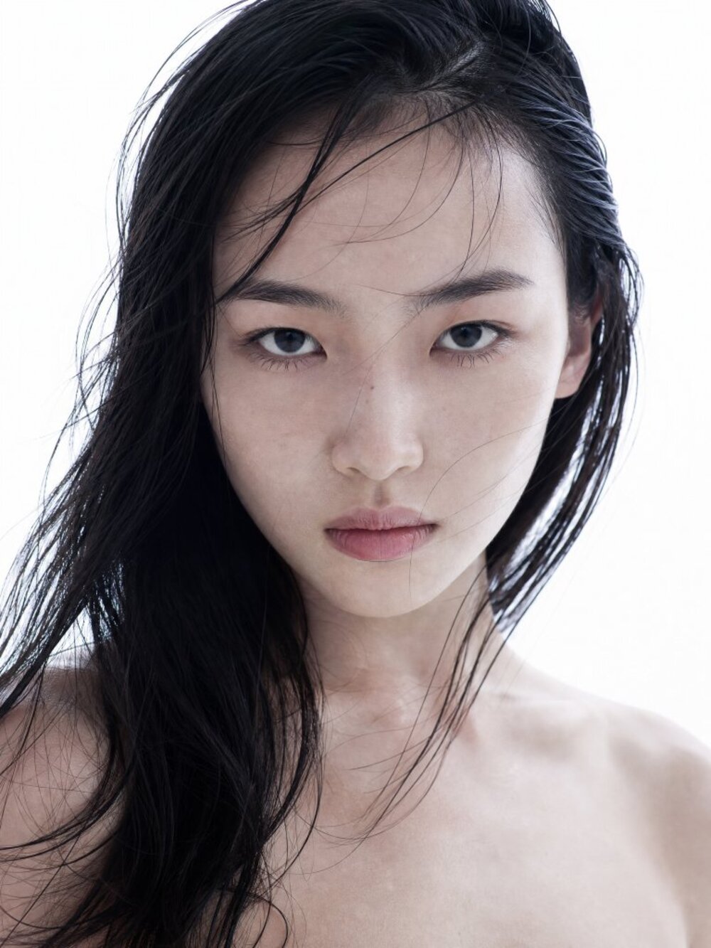 Iarus - New Makeup Line